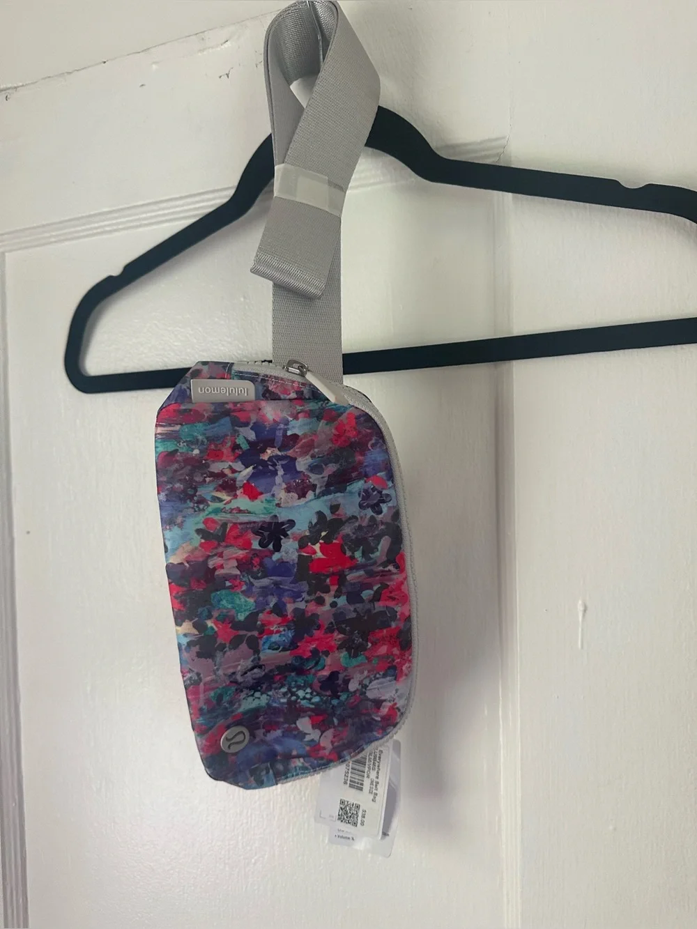 lululemon athletica Pink Teal Purple Floral Belt Bag